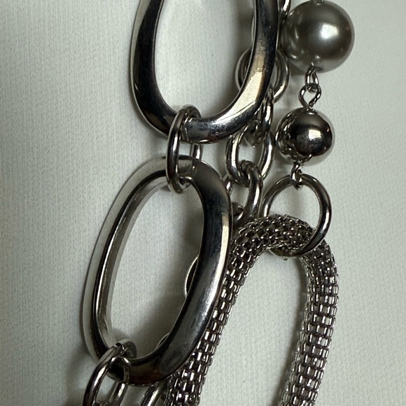 Premier Designs Silver Layered Necklace - Picture 9 of 11